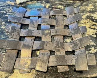 Weaved Metal Trivet