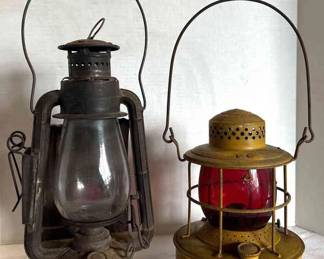 Antique Lanterns Embury MFG Co Model 500 Railroad Lantern  Dietz Junior Lantern