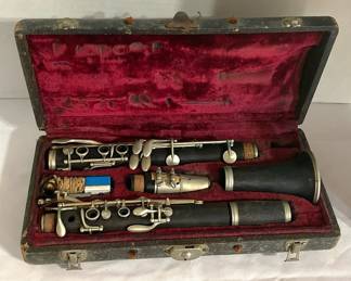  010 Vintage Barbier Paris Clarinet With Case 