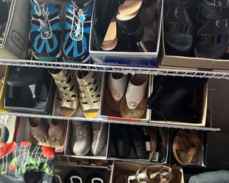 Ladies shoes boots size 7.5 to 8.5