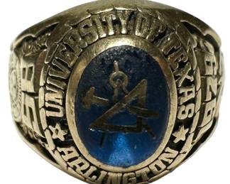 10K Gold Texas Class Ring