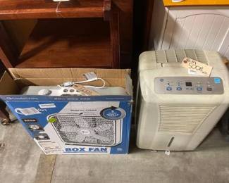 #5008 • Comfort Zone 20” Box Fan & A/C Box