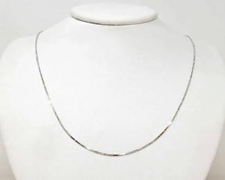 #104 • 14k Gold Two Toned Necklace, 3g