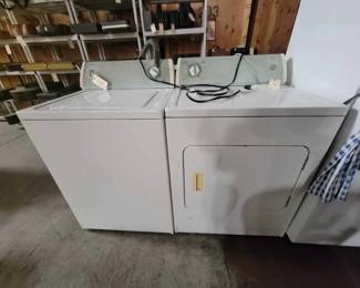 #1598 • Whirlpool Washer and Dryer
