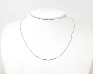 #102 • 14k Gold Dainty Necklace, 3g