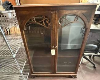 #2350 • China Cabinet