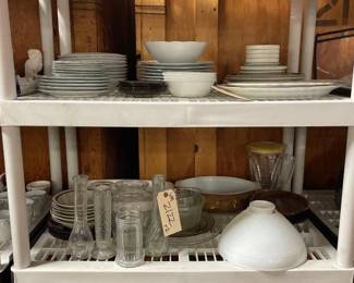 #2122 • Glass Plates, Bowls and Trays