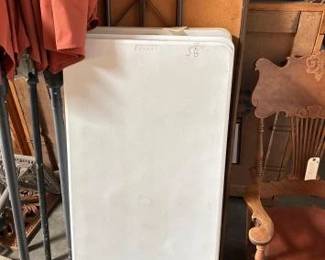 #2228 • 5 Foldable Tables