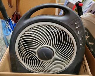 #5668 • Paper Shredder, Fan, Envospa, Powercords & More