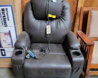 #5068 • Reclining Message Chair