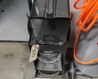 #3270 • Chicago Electric 125 Amp Flux Welder