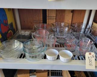 #2008 • Glass Bowls, Trays and Measuring Cups