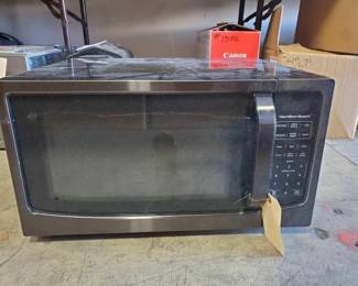 #1570 • Hamilton Beach Microwave