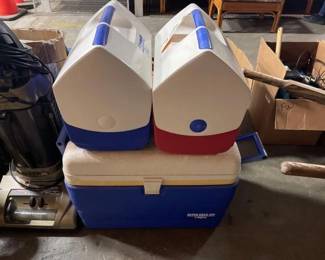 #3226 • 3 Ice Chest