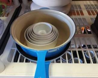 #2054 • Pots, Pans, Bowls and Measuring Bowls