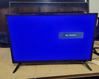 #1526 • ATYME Flatscreen Tv