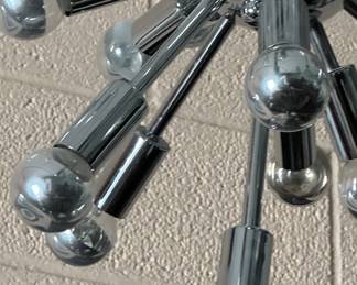 ChandelierSputnik detail