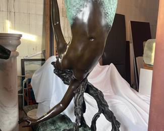 Large mermaid feature