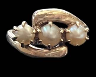 10k Gold Pearl Ring