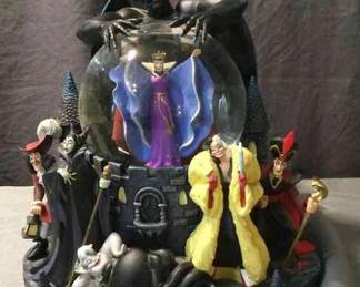 Disney Villians Snow Globe