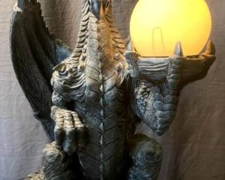 19 Gothic Style Dragon Orb Lamp 