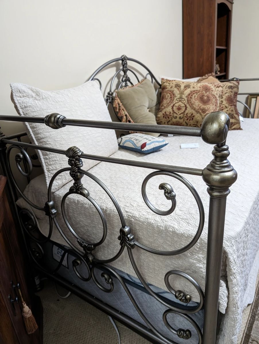 50 OFF SUNDAY!!! BEAUTIFUL OLD HICKORY... starts on 2/3/2024