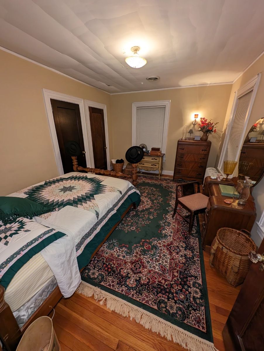 Sunset Hills Downsizing in Greensboro, NC starts on 1/27/2024