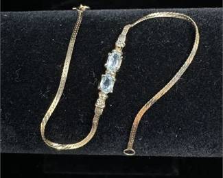 Lot 055 4 Bid(s)
14K Gold and Aquamarine Style Rhinestone Delicate Vintage Bracelet