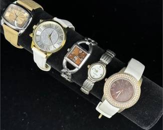 Lot 017-C 0 Bid(s)
Lot of 5 Women's Watches