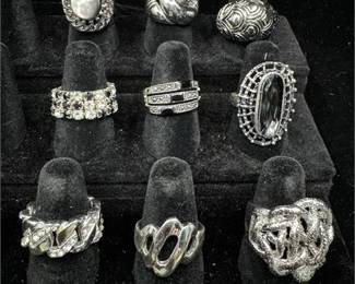 Lot 050-D 4 Bid(s)
Costume Jewelry Rings Set of 9 Sizes 7,8,10