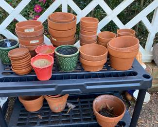 Lots of nice pottery.