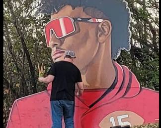 Jeff Parson with his Patrick Mahomes painting