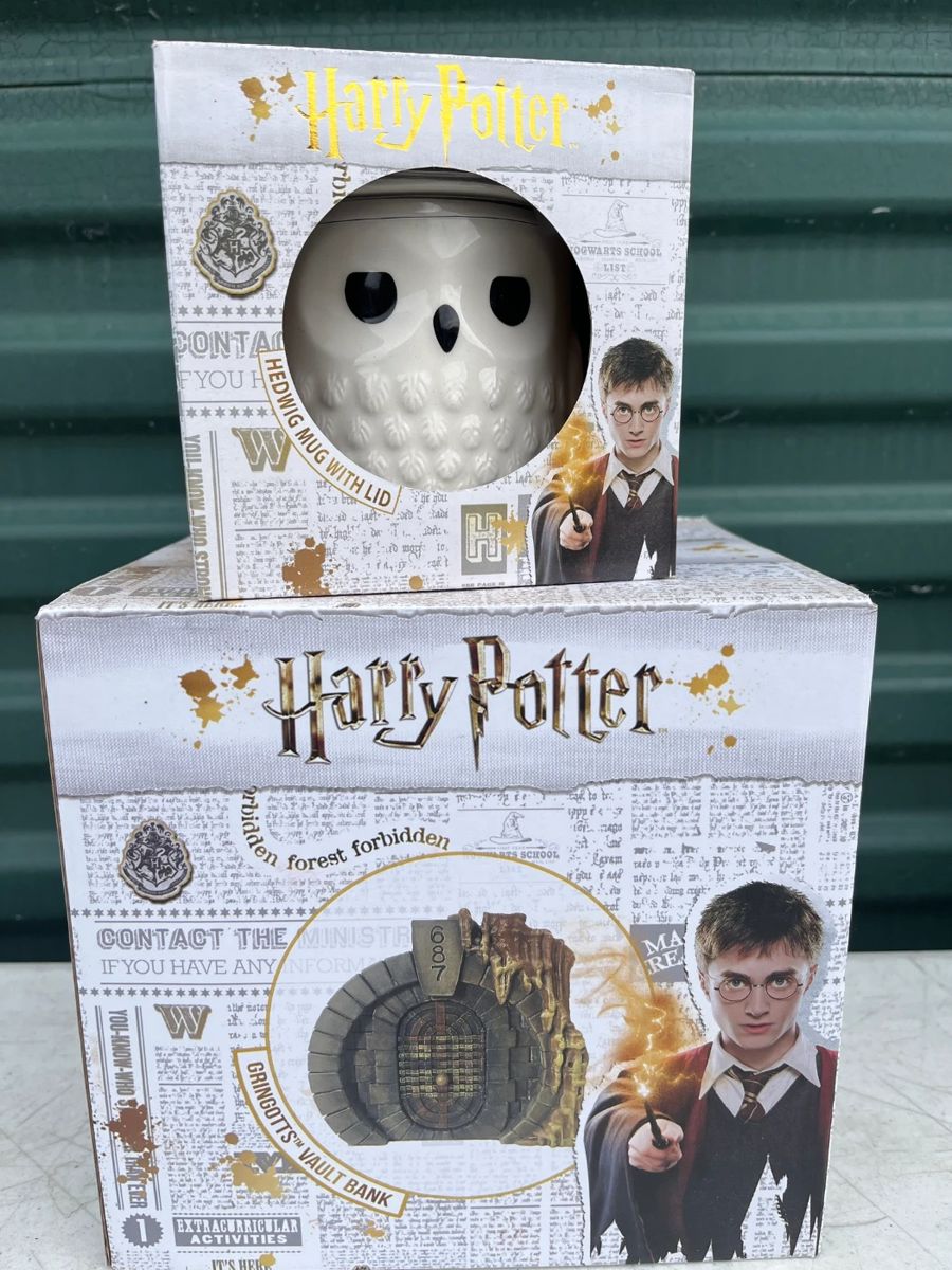 Pop Up Stocking Stuffer Hallmark Store Liquidation... starts on 12/17/2023