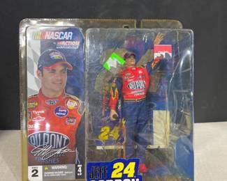 Jeff Gordon figurine new in box