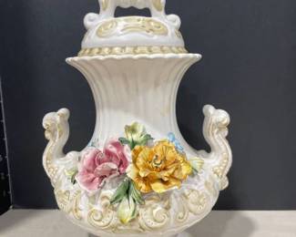 Capodimonte urn with lid 12 in tall