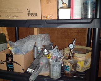 Automotive paint guns and equipment 