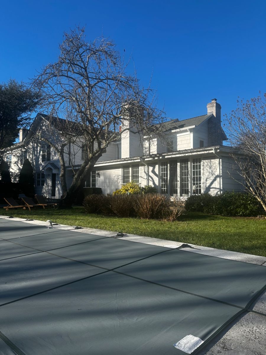 Estate sales by yasemin in Southampton, NY starts on 12/22/2023