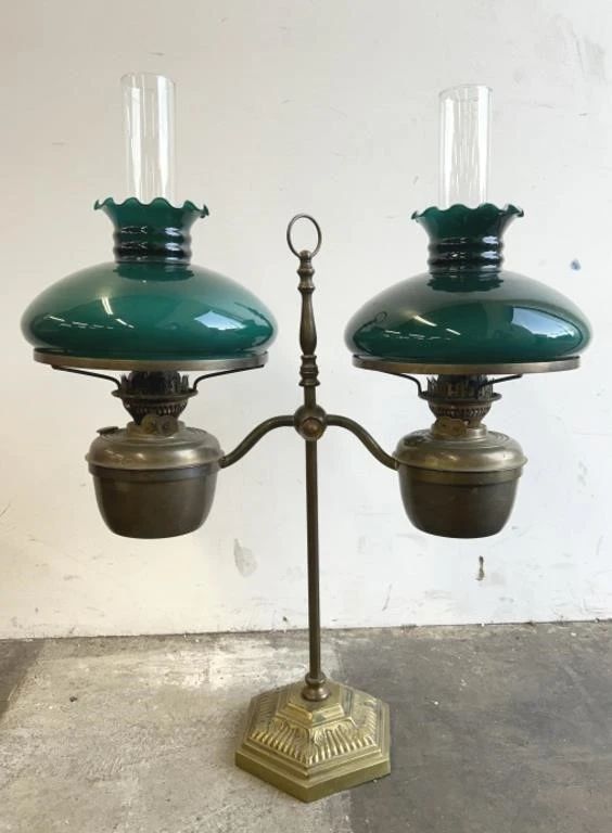 1900 Kerosine Student Lamp