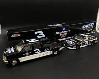 Dale Earnhardt 2001 Oreo goodwrench diecast model