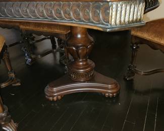 dining table base detail