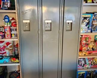 3 Old Lockers