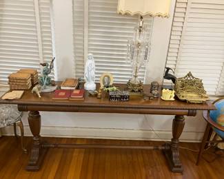 Lovely furniture throughout the house and beautiful collectables