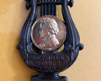 Beethoven Mannerchor pin. Old German singing club of San Antonio. 