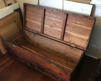 Cedar chest in off-site storage, please contact us to schedule a viewing.