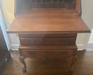 Estate Sales By Olga in Mountainside NJ 2024