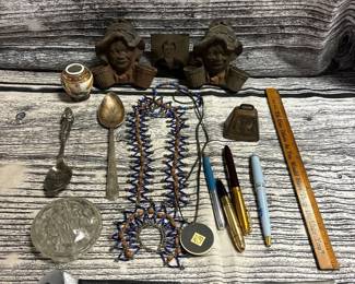 Box lot, full of treasure