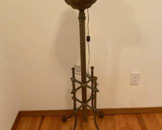 Victorian Brass Oil Lamp