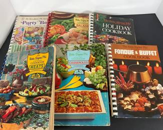 Betta Sigma Phi Cookbooks - 60's