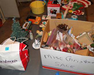Large variety of small Christmas items