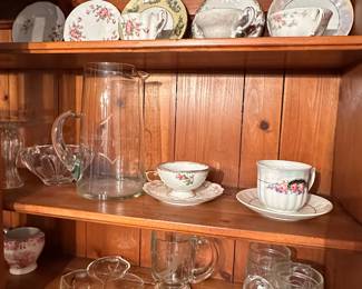 Preliminary walkthrough photo: 

Lots of knickknacks and smalls found in every room!